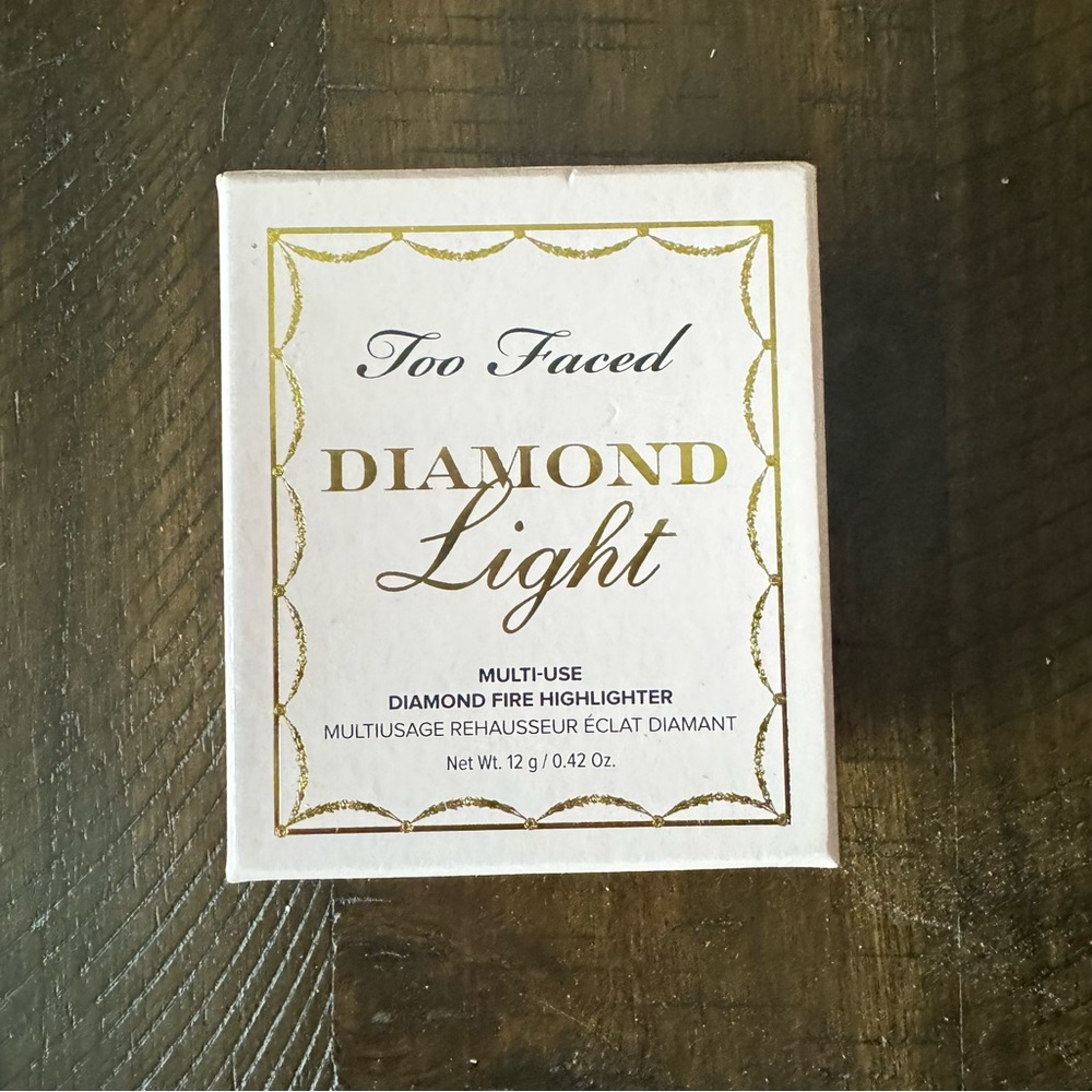 Too Faced Diamond Light Highlighter